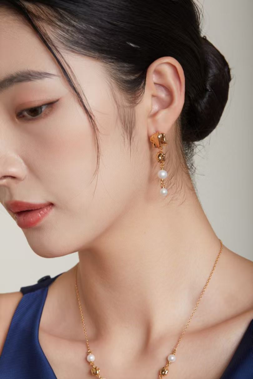 Molten Gold Pearl Drop Earrings | 18K Gold Plated S925 Silver