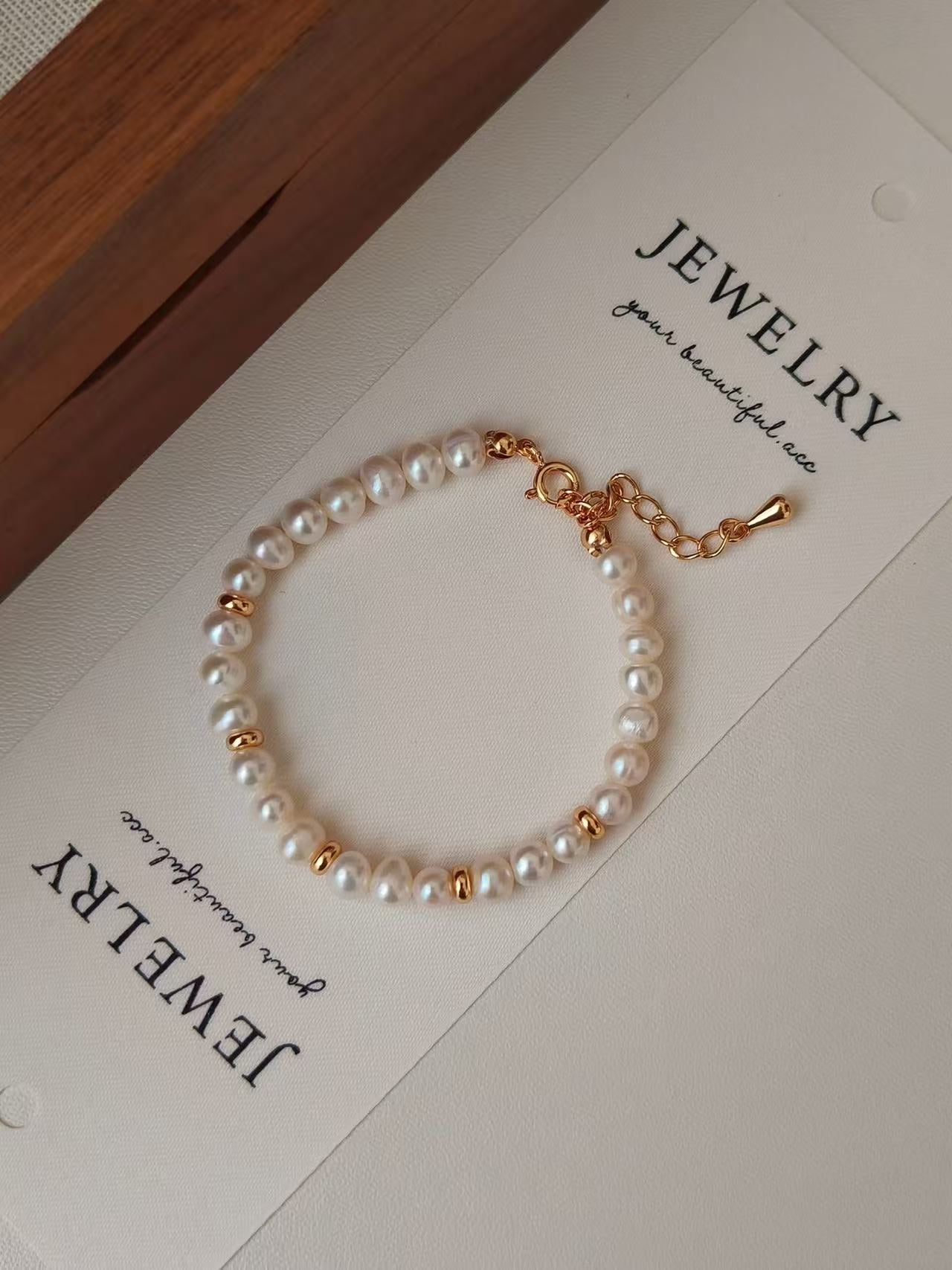Classic Freshwater Pearl Bracelet – 18K Gold Vermeil on Sterling Silver | Timeless Elegance