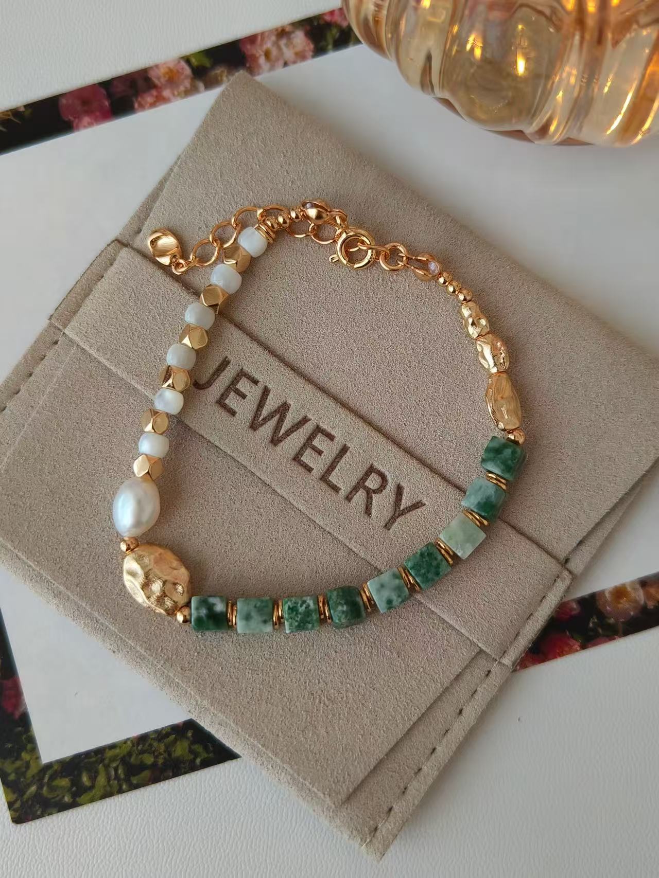 Green Jade & Pearl Bracelet – 18K Gold Vermeil on Sterling Silver | Mother-of-Pearl & Freshwater Pearls