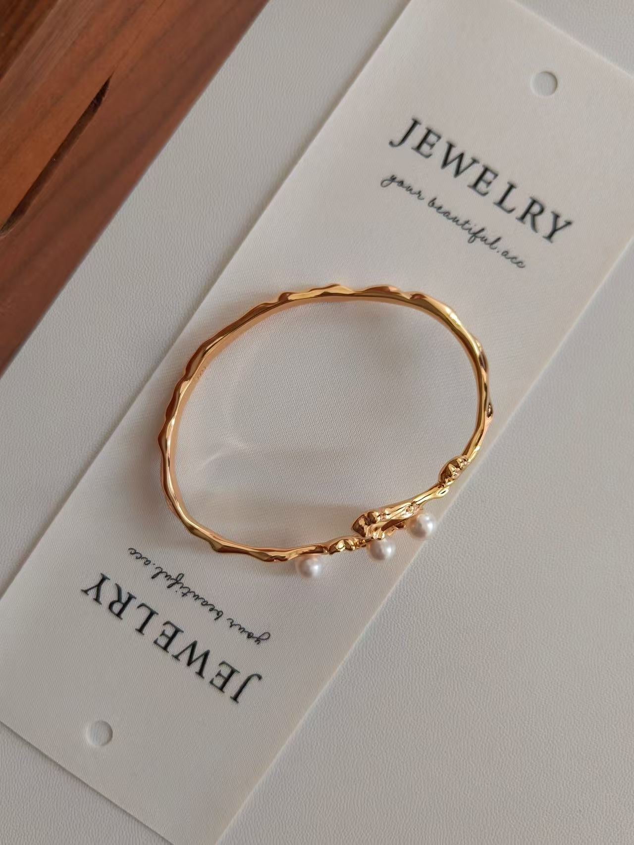 18K Gold-Plated S925 Organic Branch Bangle with Natural Freshwater Pearls