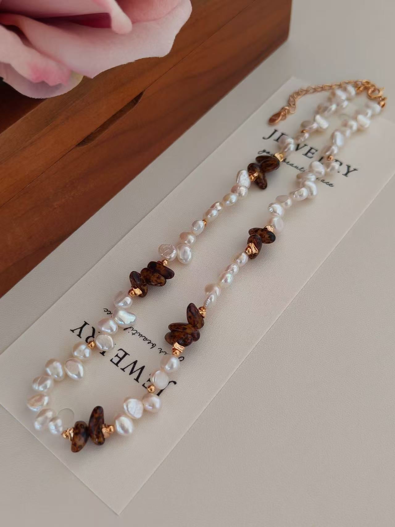 Amber & Pearl Beaded Necklace – 18K Gold Vermeil on Sterling Silver | Czech Glass & Freshwater Pearls